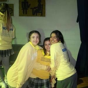 Meet your Posher, Mia